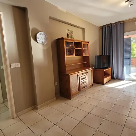 Apartment Limnaria Gardens Paphos, Near Paphos