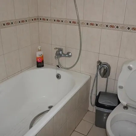 Apartament Limnaria Gardens Paphos, Near