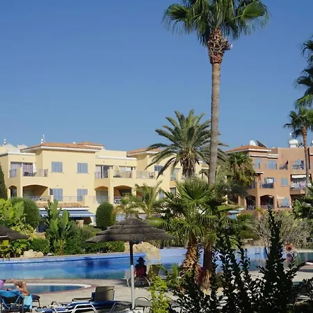 Limnaria Gardens Paphos, Near