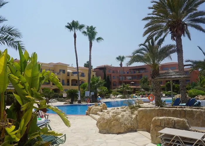 Limnaria Gardens Paphos, Near بافوس