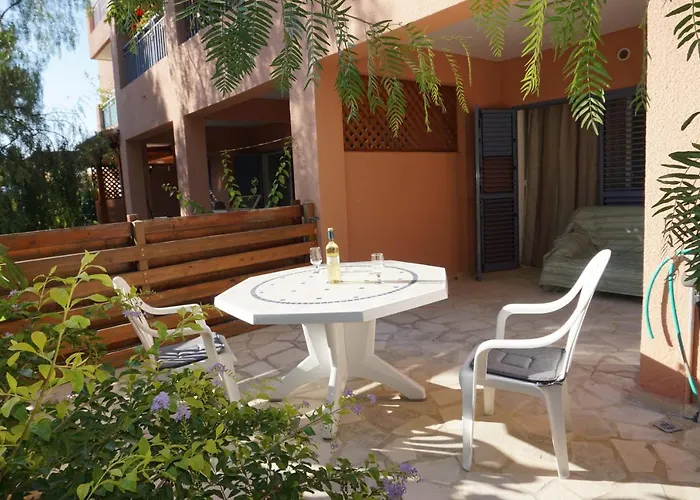 Limnaria Gardens Paphos, Near Apartamento *