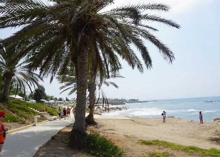 Limnaria Gardens Paphos, Near 아파트