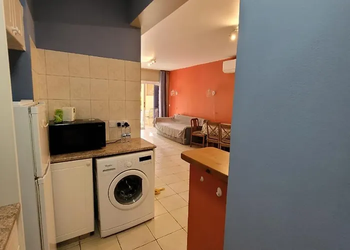 شقة Limnaria Gardens Paphos, Near بافوس