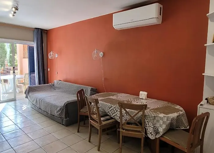 Apartamento Limnaria Gardens Paphos, Near *