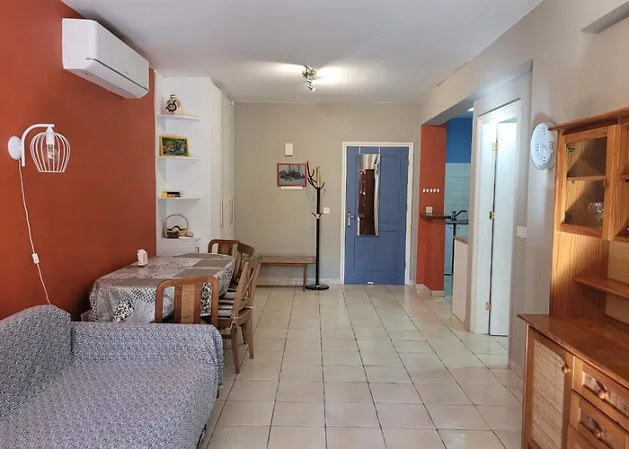 شقة Limnaria Gardens Paphos, Near