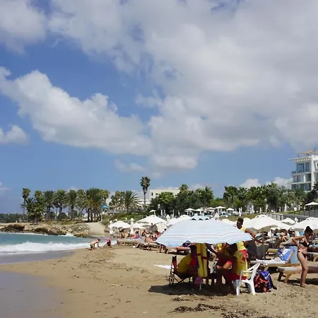 Limnaria Gardens Paphos, Near 公寓